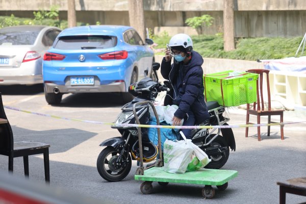 富明证券 饿了么加入战局，外卖为何成大厂必争之地？